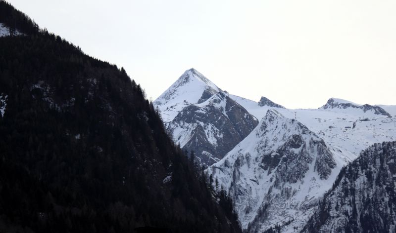 The Austrian Alps - Kitzsteinhorn (Kaprun) skicentre 34