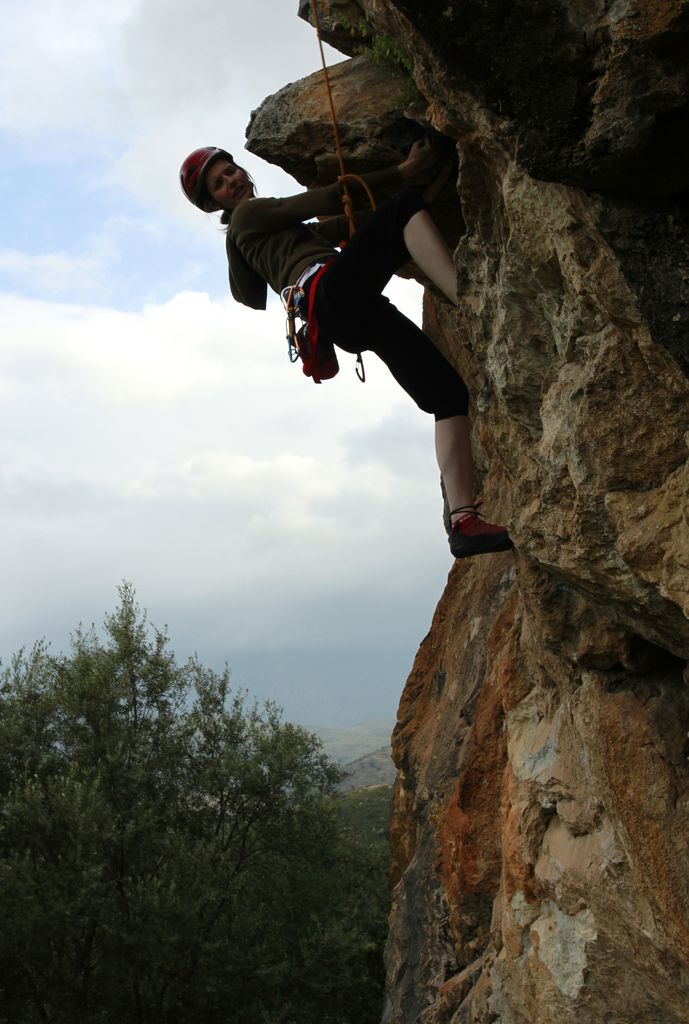 Boba climbing in Pietralba 02