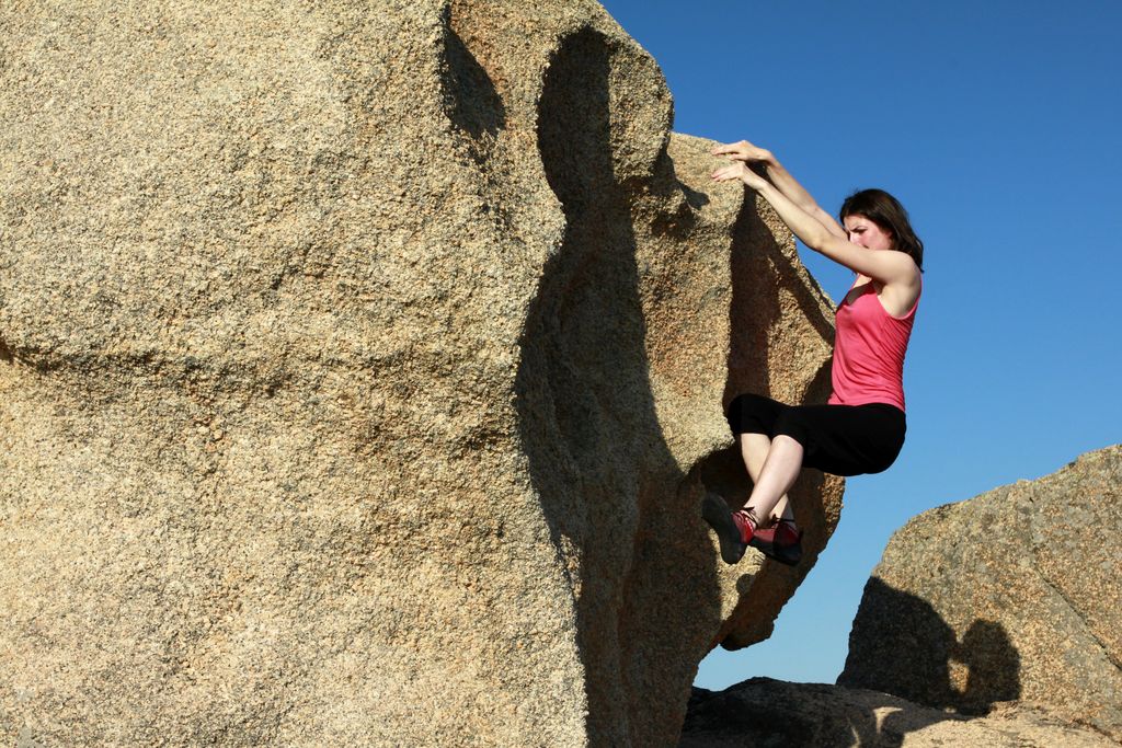 Boba bouldering in Roccapina 03