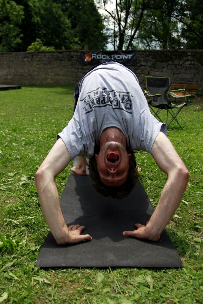 Czechia - Slackline festival (2010) - Yoga session 11