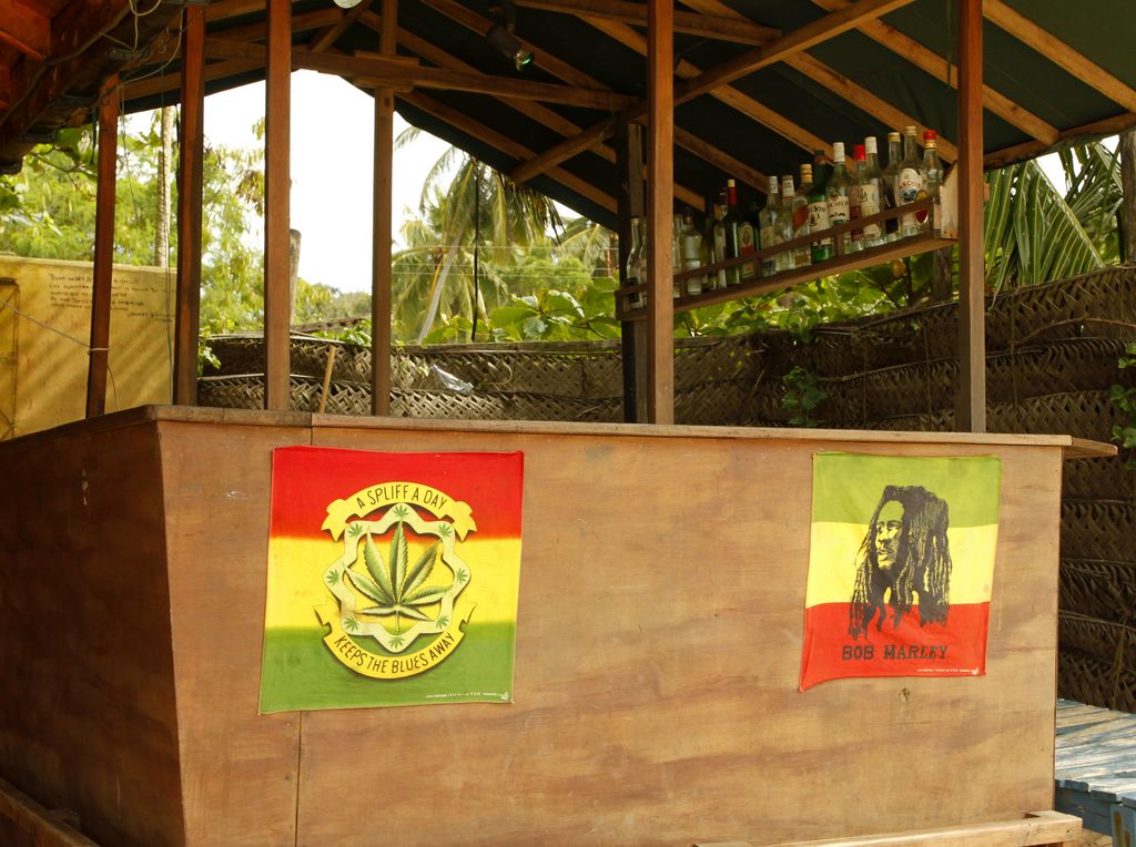 Sri Lanka - Mirissa - Bob Marley Bar