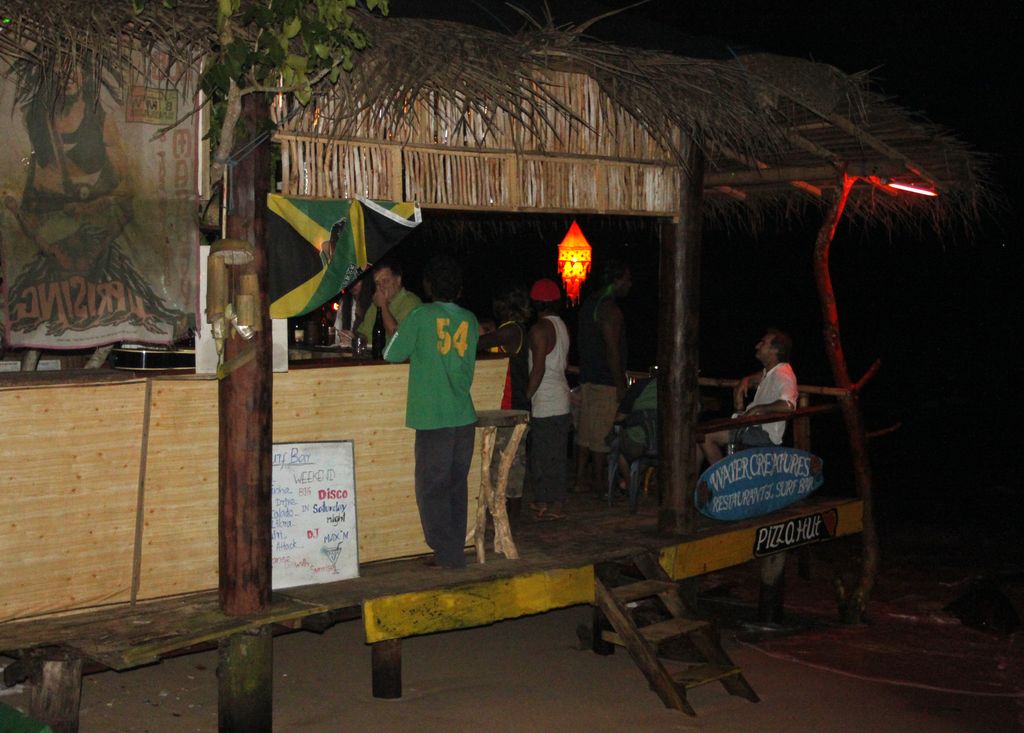 Sri Lanka - Mirissa - a Surf Bar