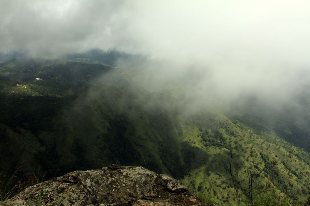 Sri Lanka - views from Ella Rock 03