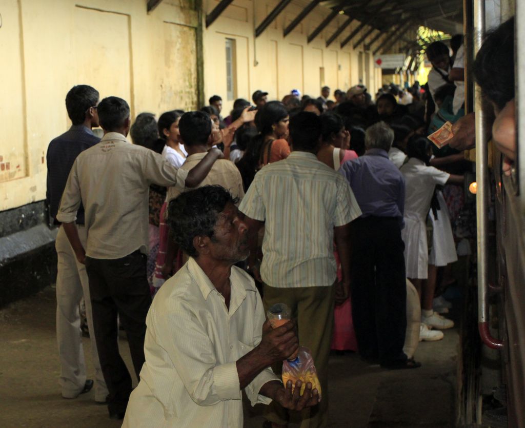 Sri Lanka - from Haputale to Kandy by train 04