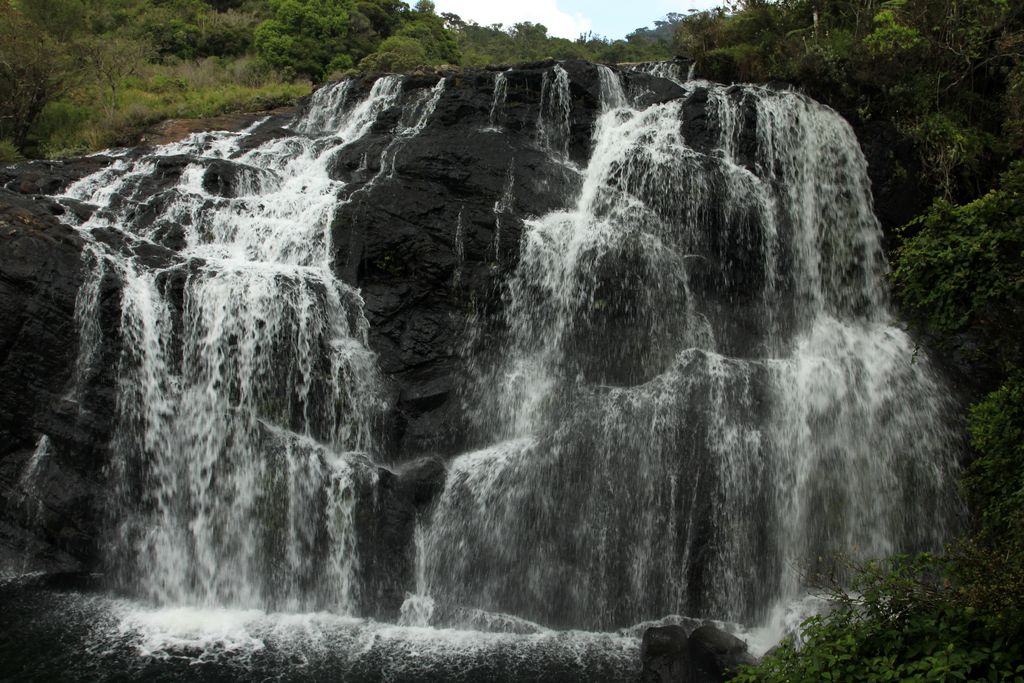 Sri Lanka - Horton Plains - Baker's Fall 02