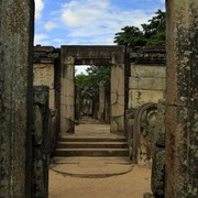 Sri Lanka - Polonnaruwa - Watadage (Quadrangle) 03