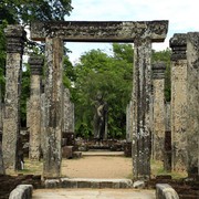 Sri Lanka - Polonnaruwa - Watadage (Quadrangle) 05