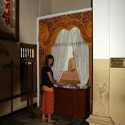 Sri Lanka - Paula offering lotus flower in the Temple of the Tooth Relic