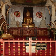 Sri Lanka - Temple of The Tooth Relic 03