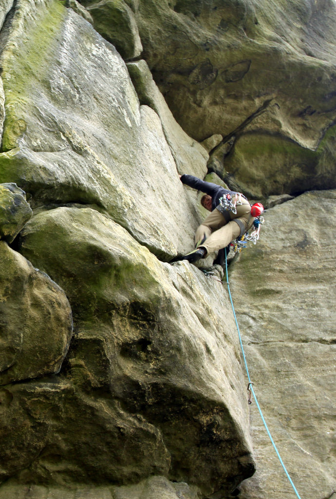 England - Almscliffe Crag 008