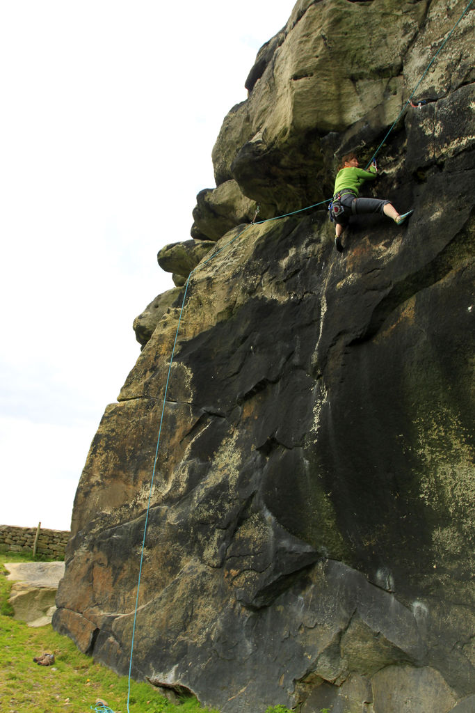 England - Almscliffe Crag 030