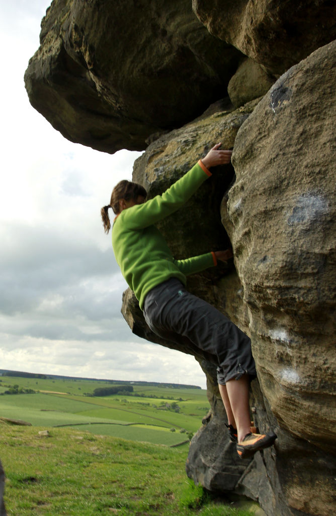 England - Almscliffe Crag 034