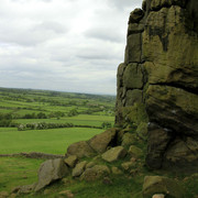 England - Almscliffe Crag 004