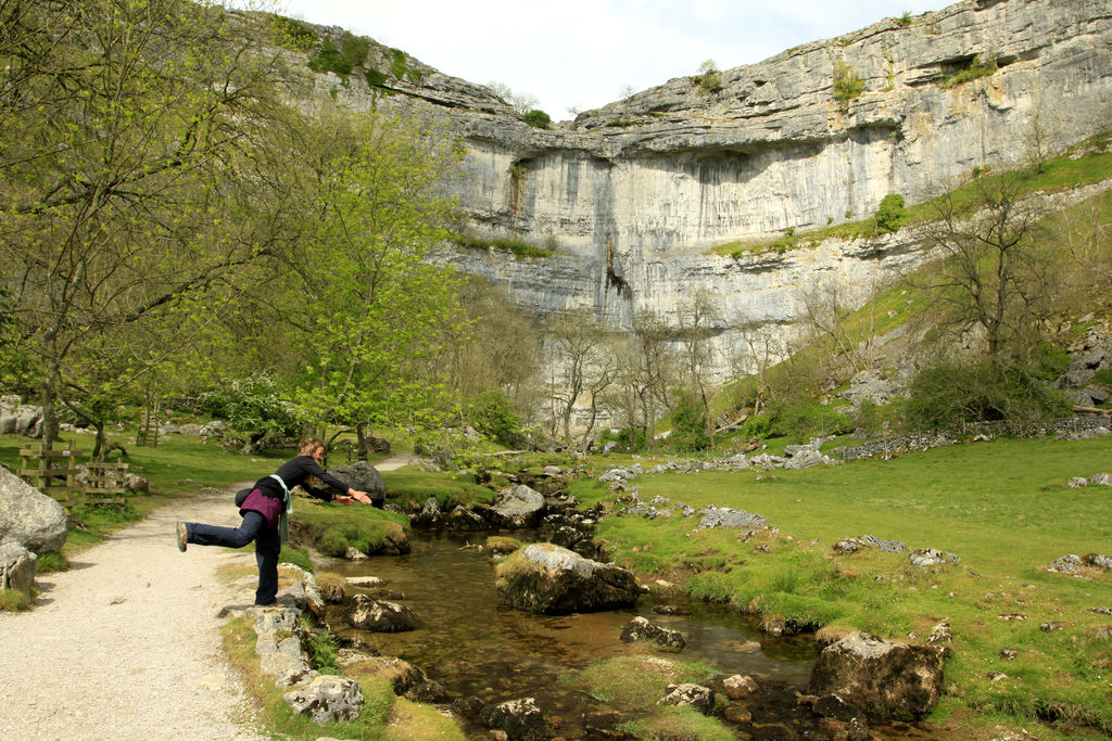 England - Yorkshire dales - Malham Cove 02