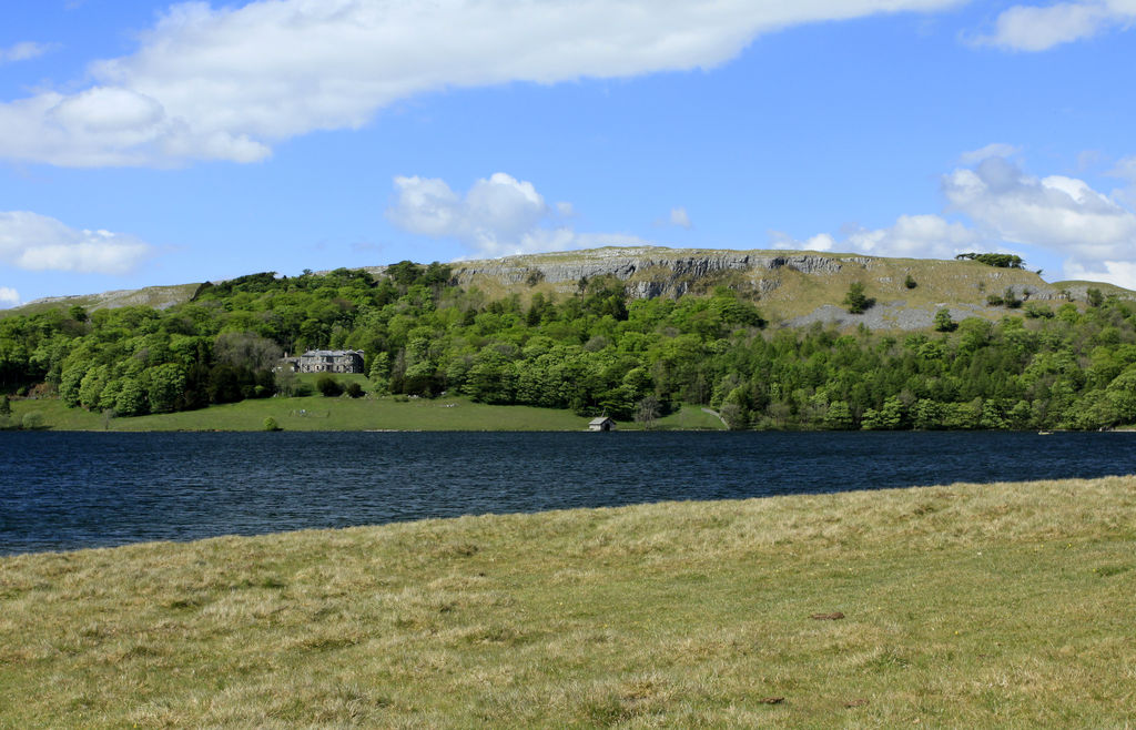 England - Yorkshire dales - Malham Tarn 01