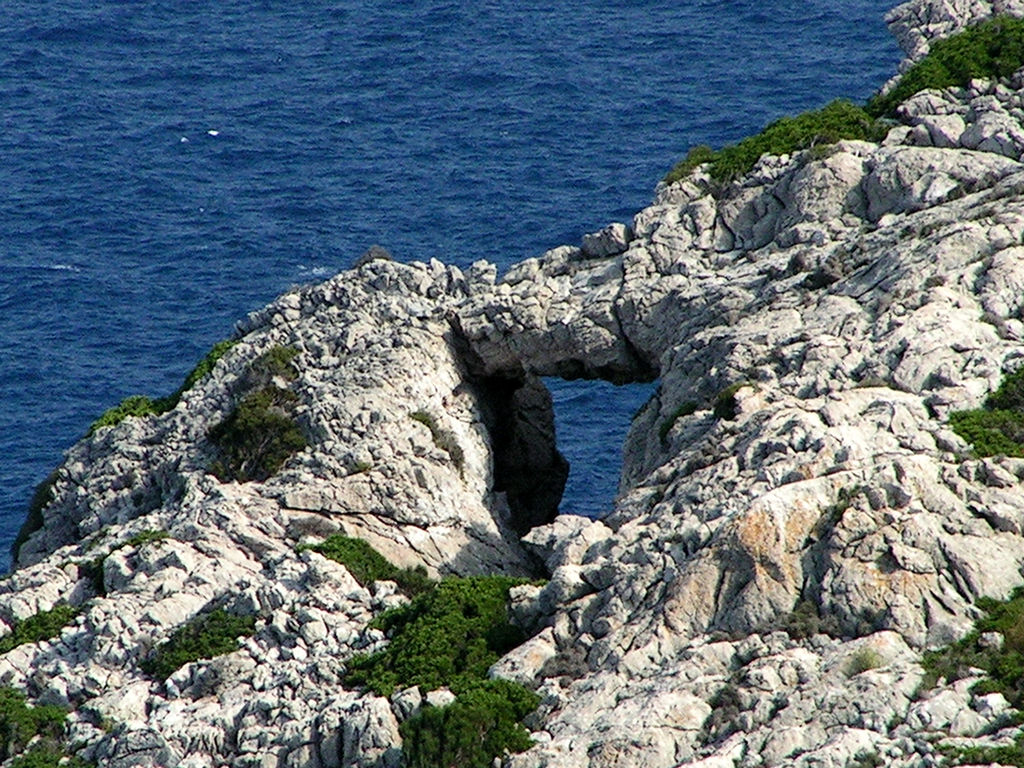 Mallorca - Formentor rock window