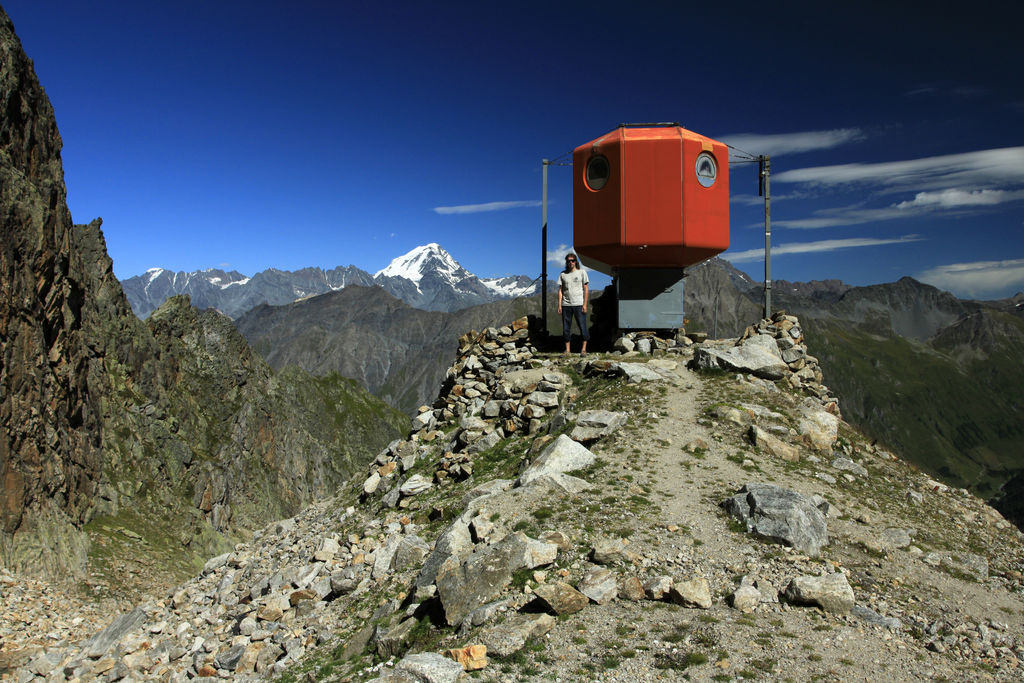 Val Ferret Region - the bivouac DuPont 01