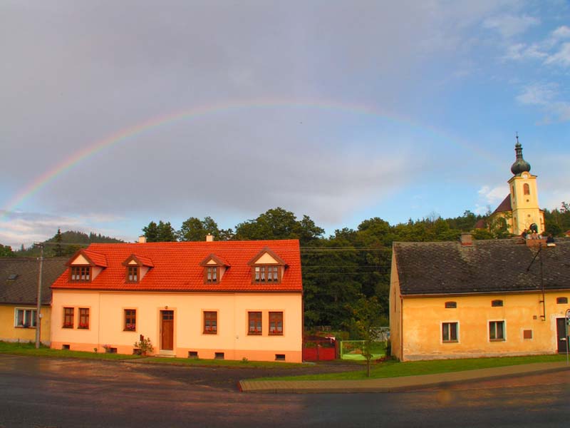 Czechia - Nečtiny 01