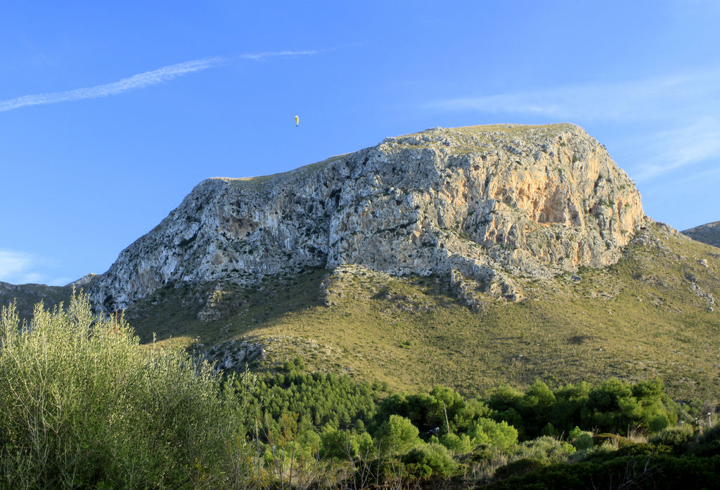 Mallorca - paraglading around Xoroi