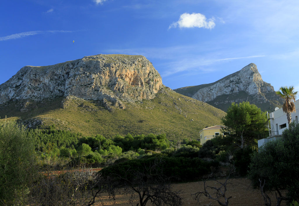 Mallorca - Colonia de Sant Pere - Xoroi and Mont Ferrutx