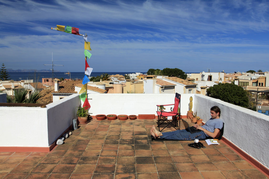 Brano working on the roof in Colonia de San Pedro