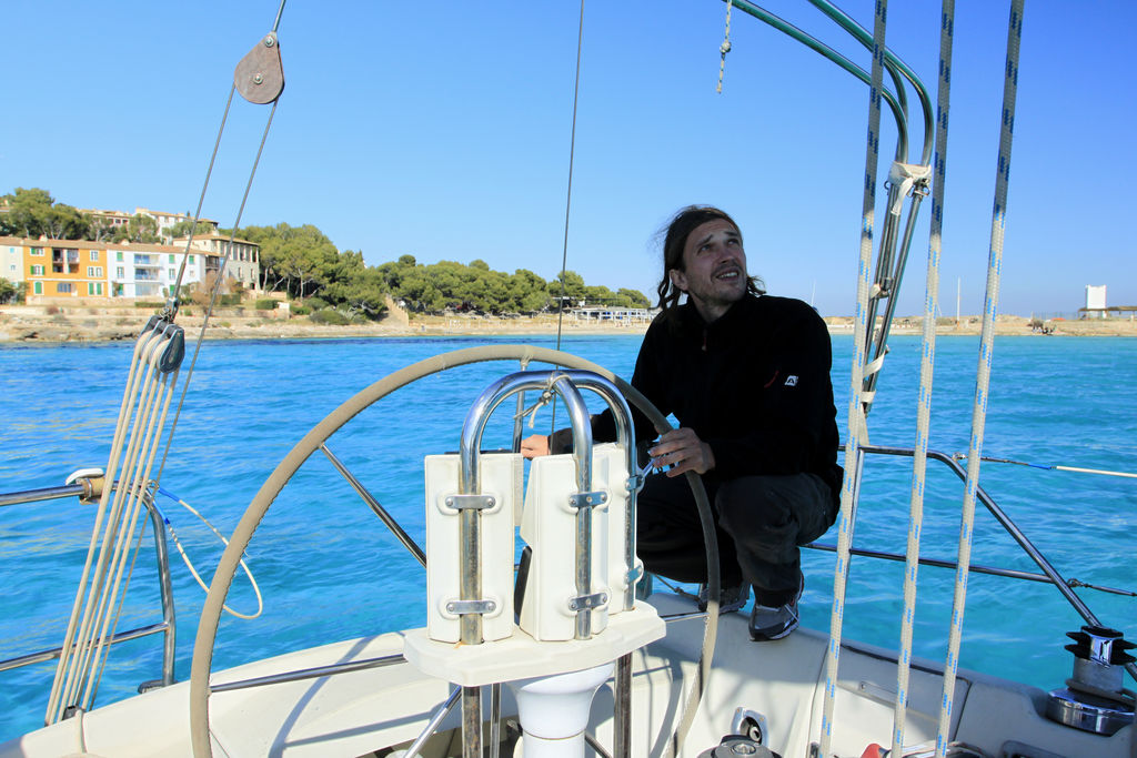 Sailing in the Bay of Palma de Mallorca 19