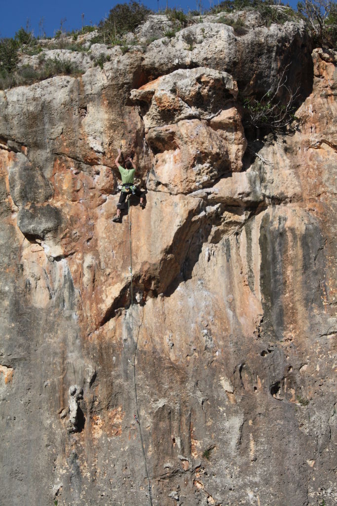 Mallorca - Brano climbing in Cala Magraner 03