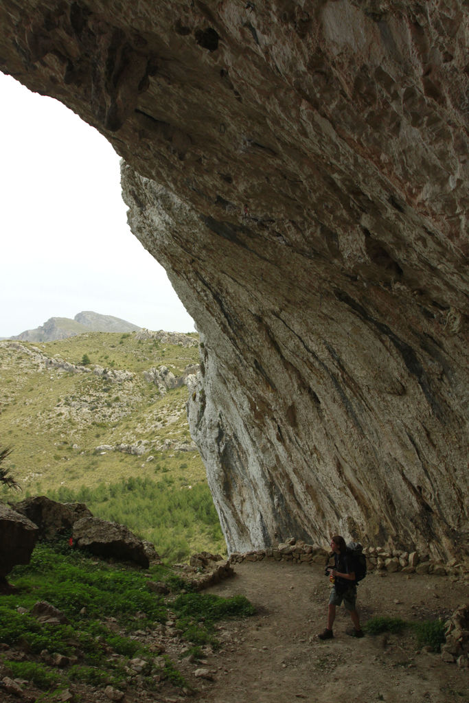 Mallorca - huge overhang in Ermita de Betlem