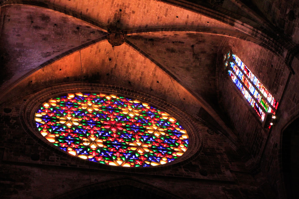 Mallorca - Palma - inside the cathedral La Seu 04