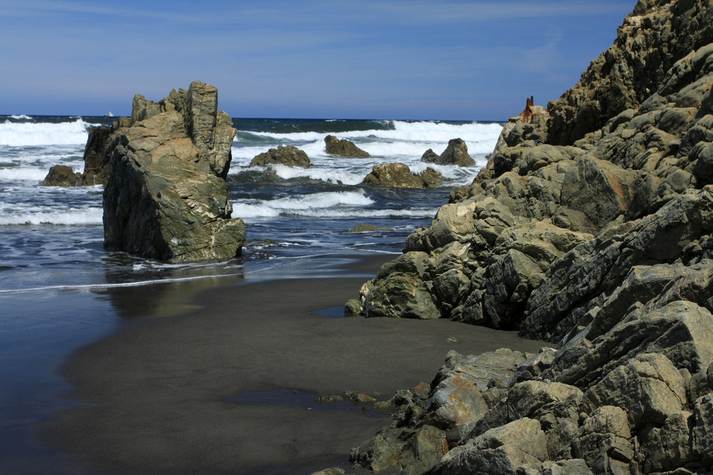 The beach of “The Quebrantos” 13