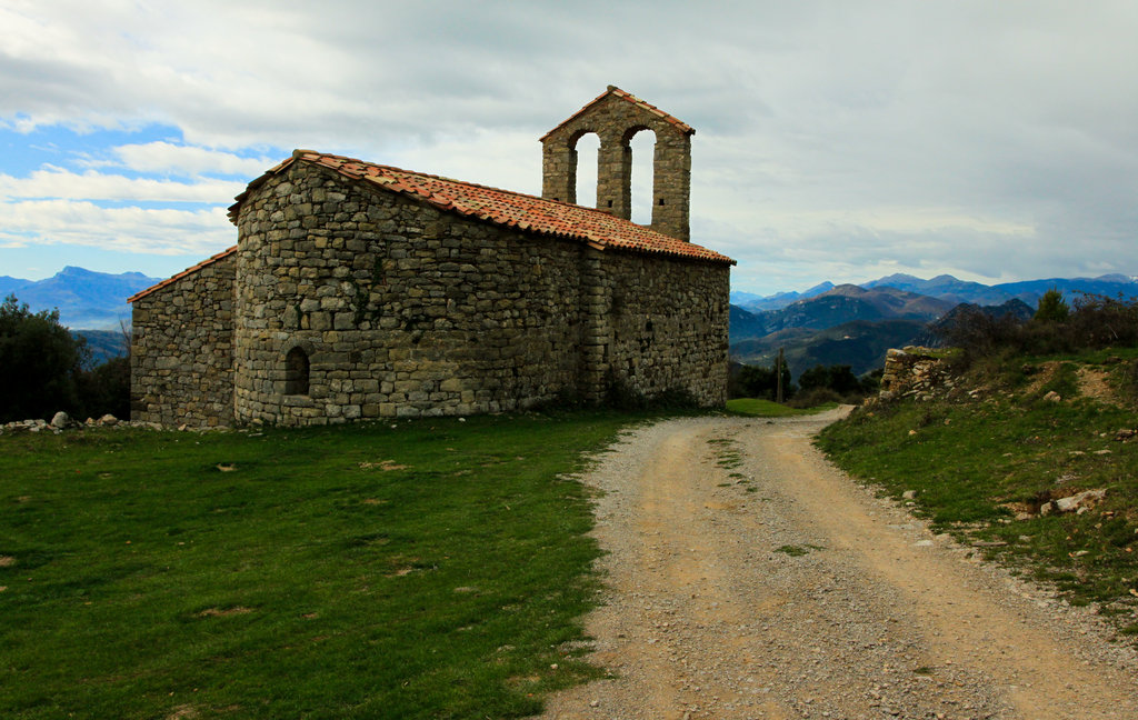 Spanish pre-Pyrenees - Sant Andreu church