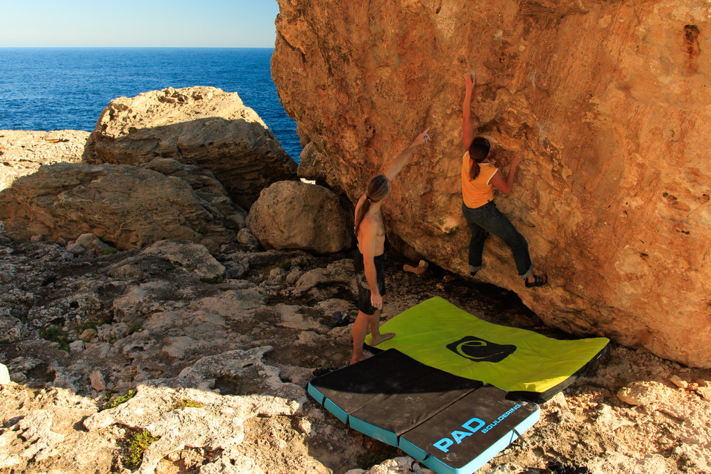 Mallorca - Cala Figuera bouldering 07