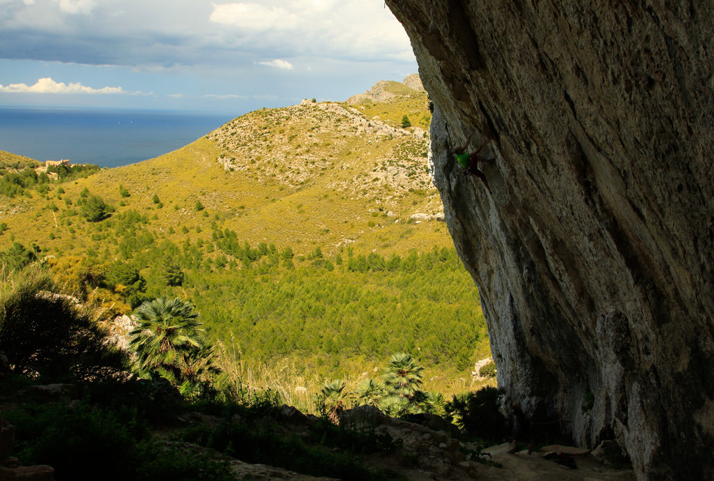 Mallorca - rock climbing in Ermita de Betlem 10