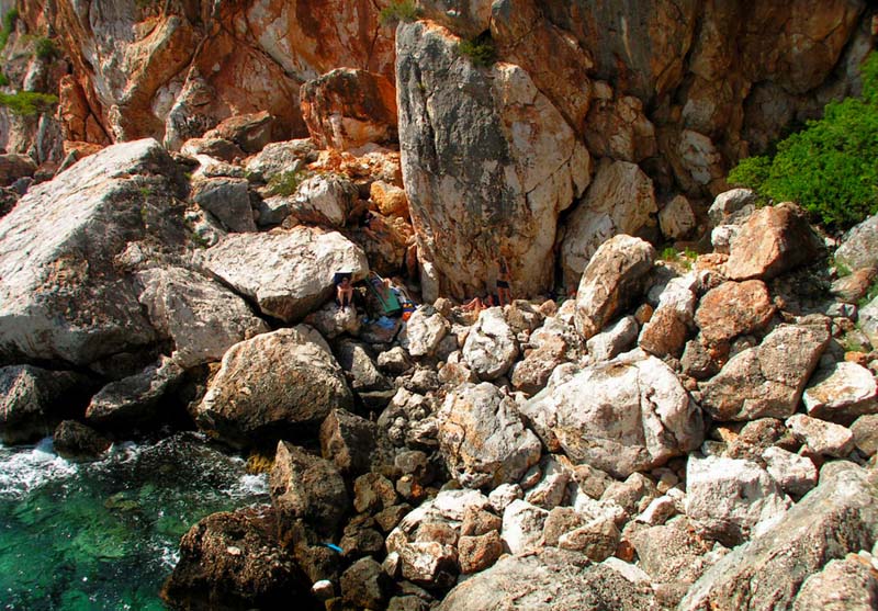 Resting under the rock in Hvar