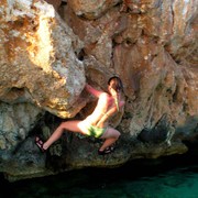 Paula - sea bouldering in Cliffbase 05