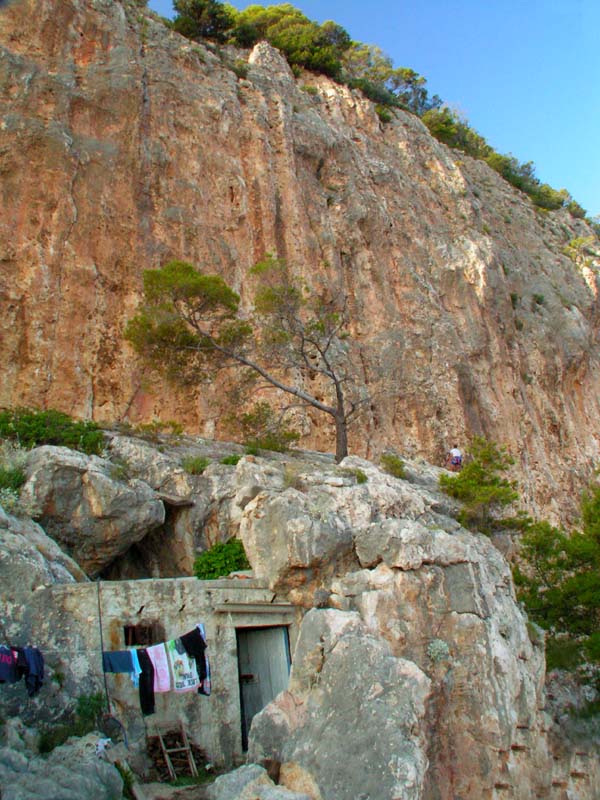 Climbing routes in Cliffbase near Svata Nedelja